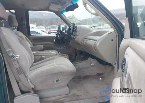 1996 GMC Yukon z USA, uszkodzony, nr VIN 1GKEK13R7TJ707924